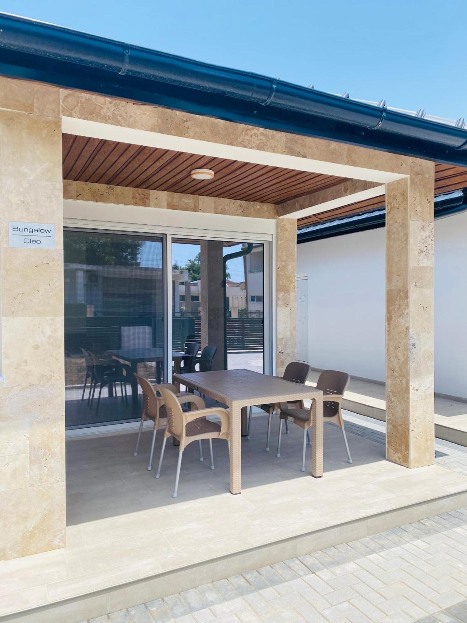 Cleo Holiday home *